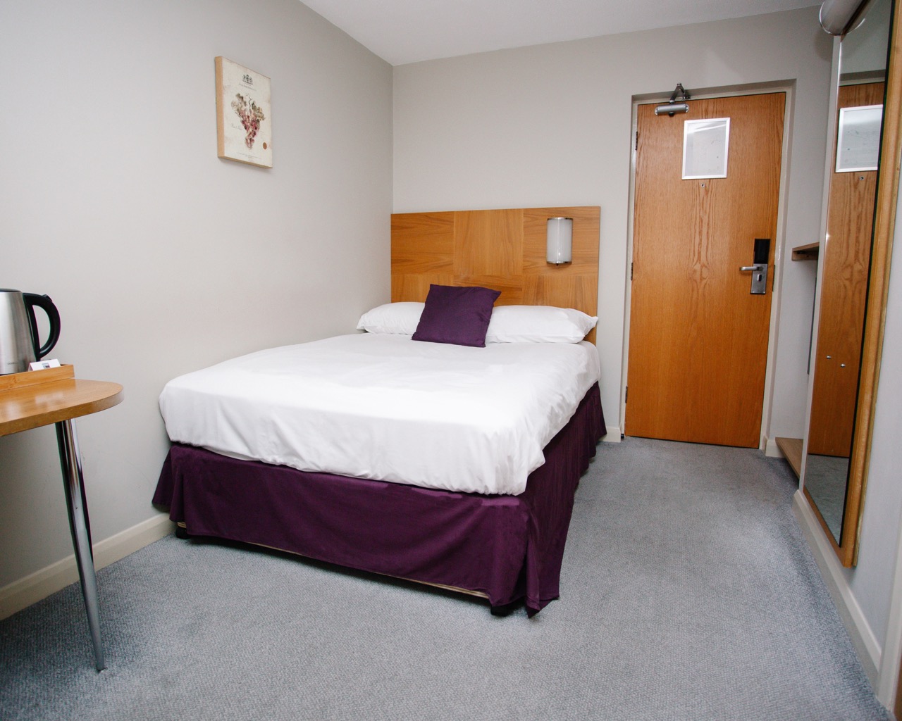 CHH - Compact Double Room - 1