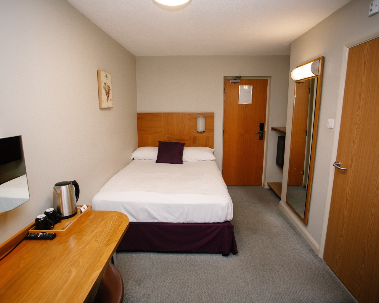 CHH - Compact Double Room - 3