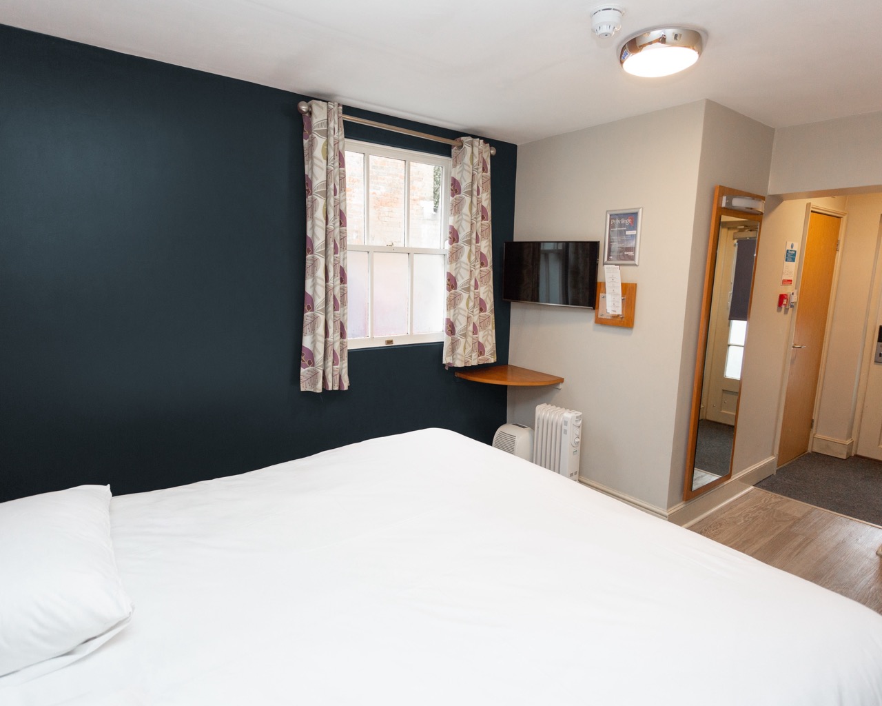 CHH - Accessible - 3